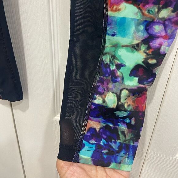 Athleta colorful mesh leggings bag key pocket size S - Picture 3 of 7